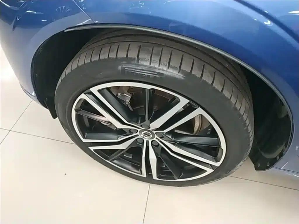 2019 Volvo XC60 Plug-in Hybrid T8 E-Drive Hybrid Smart Sport Edition (China V Emission Standard) — миниатюра 23