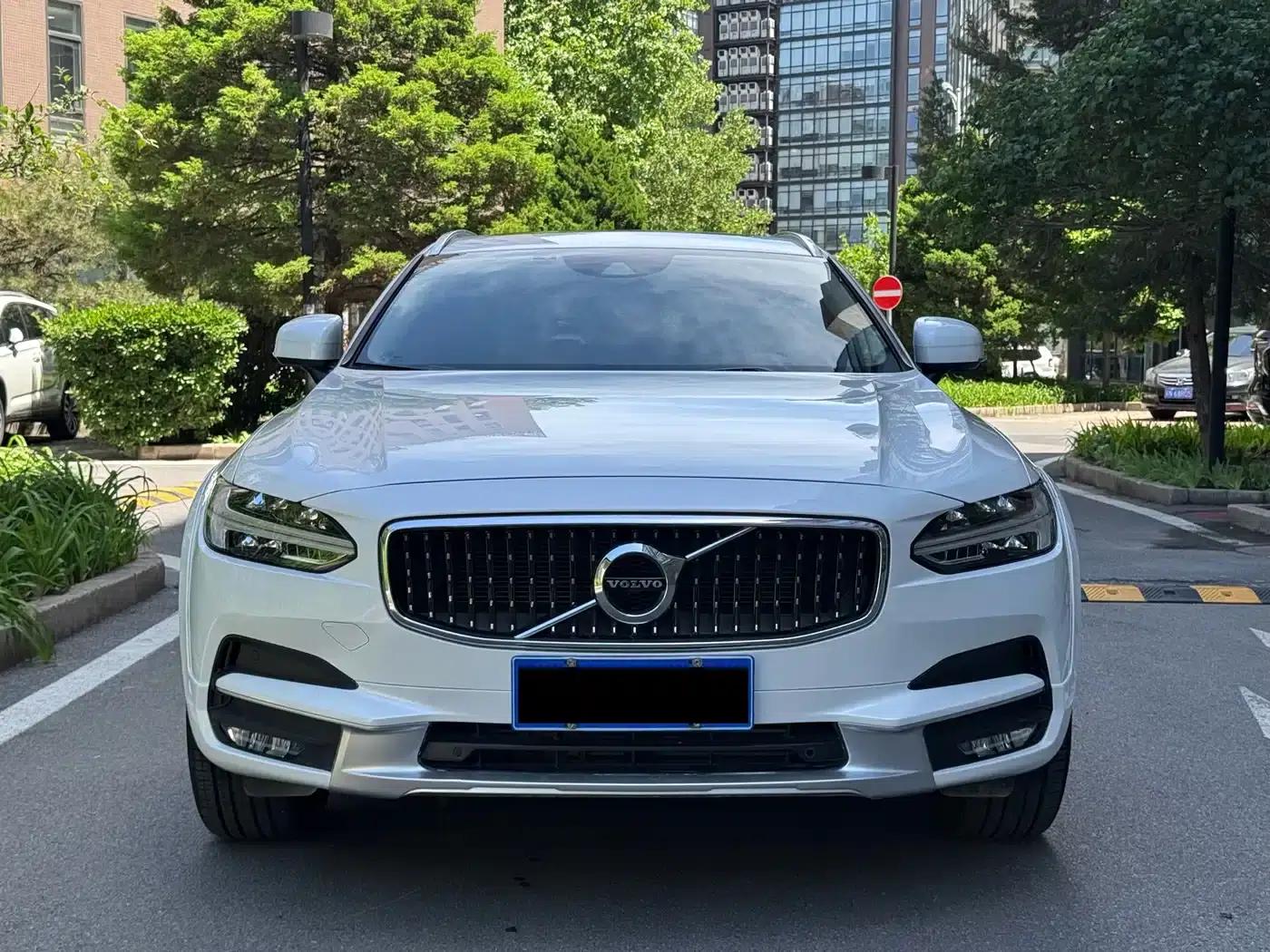 2020 Volvo V90 Cross Country T5 AWD Smart Edition — миниатюра 2