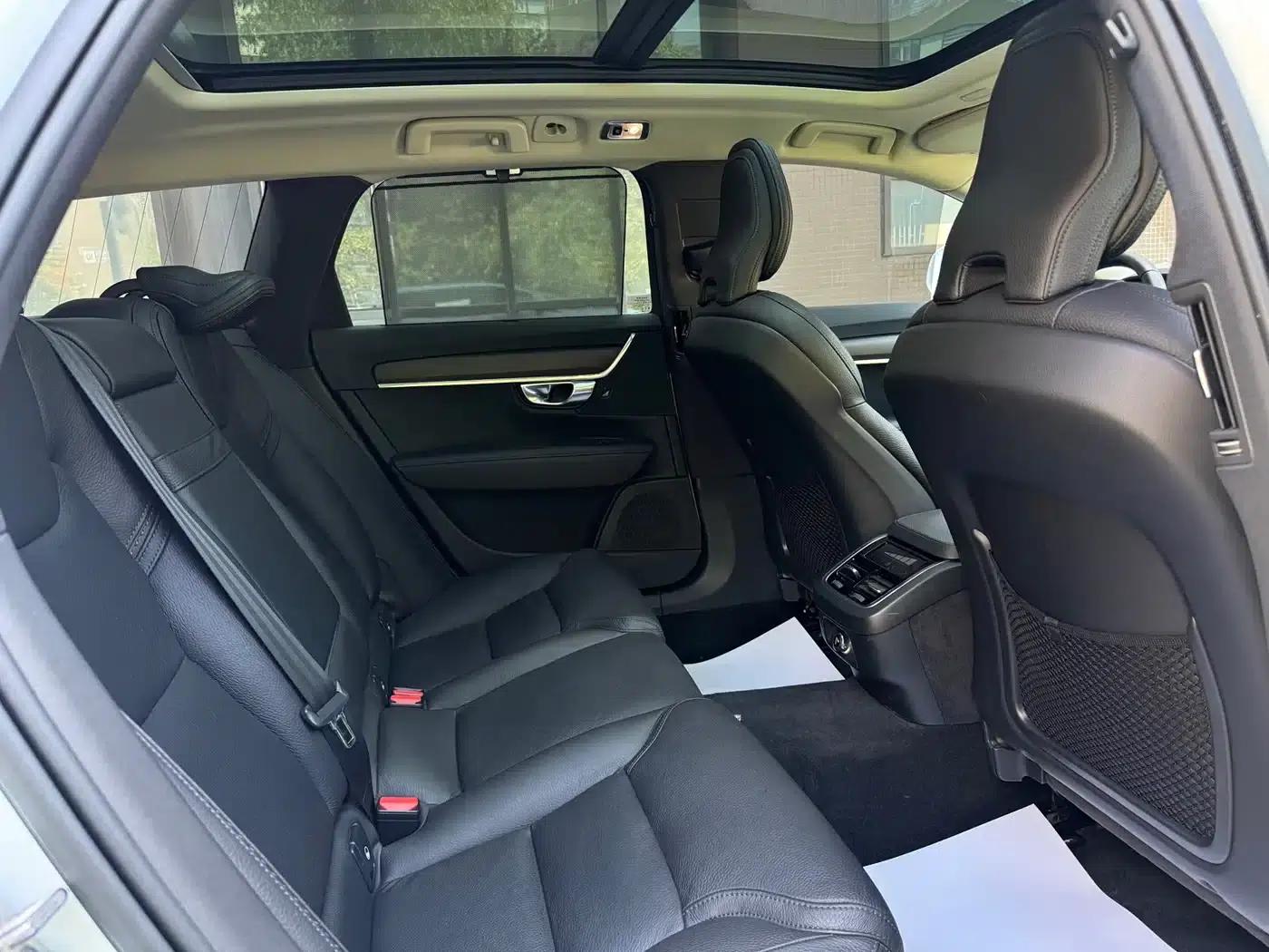 2020 Volvo V90 Cross Country T5 AWD Smart Edition — миниатюра 13