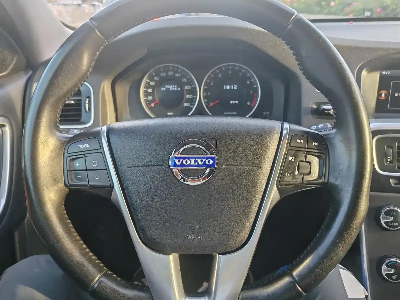 2013 Volvo V60 T5 Comfort Edition — миниатюра 6
