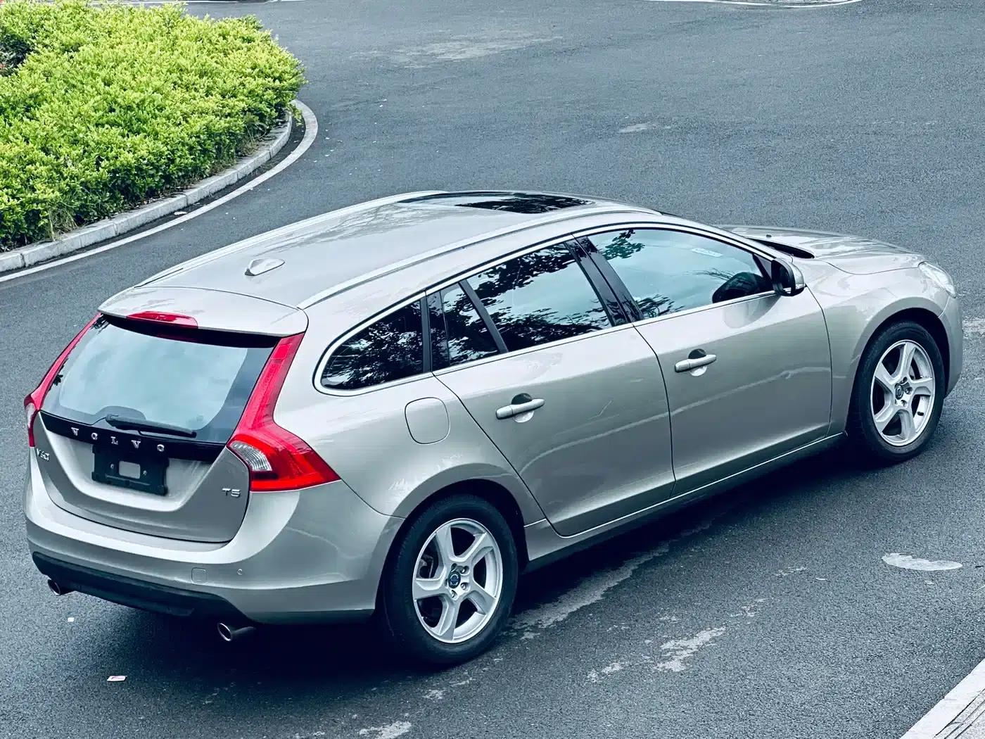 2013 Volvo V60 T5 Smart Edition — миниатюра 6