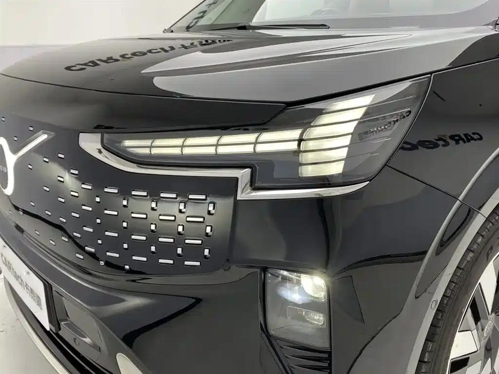 Volvo EM90 2025 Ultra 6-seater — миниатюра 9