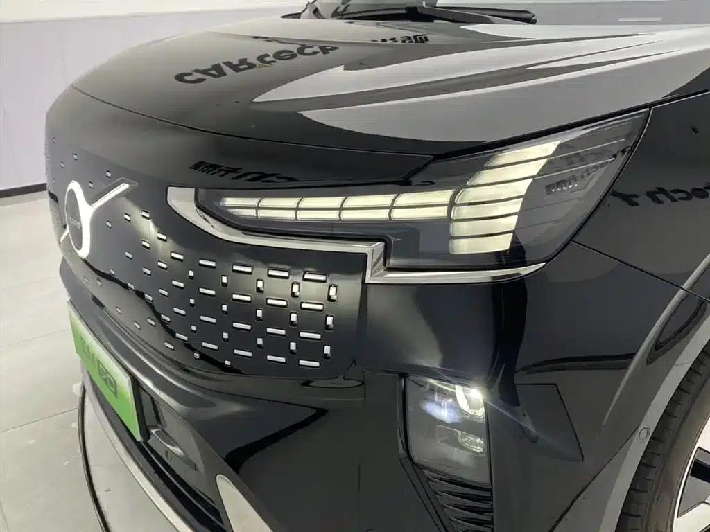 Volvo EM90 2025 Ultra 6-seater — миниатюра 5