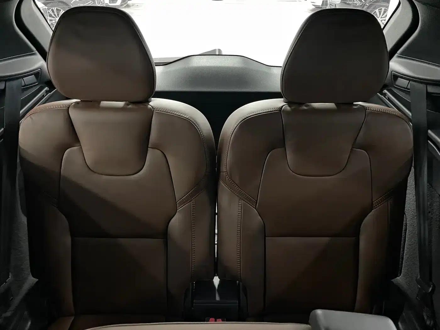 2023 Volvo XC90 Plug-in Hybrid T8 Recharge Luxury 7-Seater — миниатюра 9