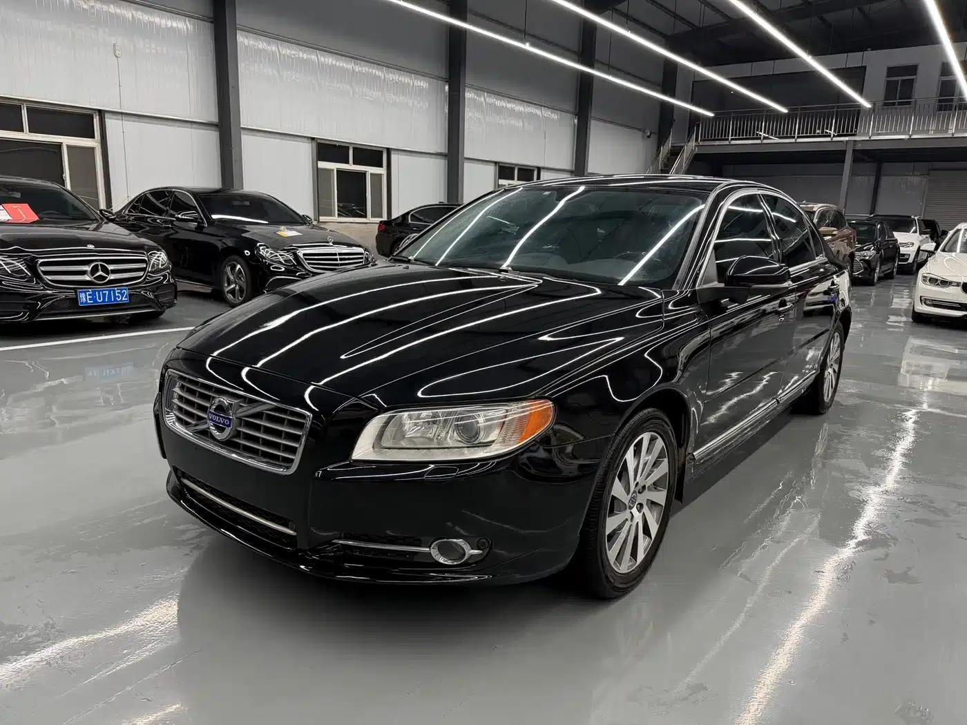 2012 Volvo S80L 3.0T T6 AWD Ultimate Edition — миниатюра 1