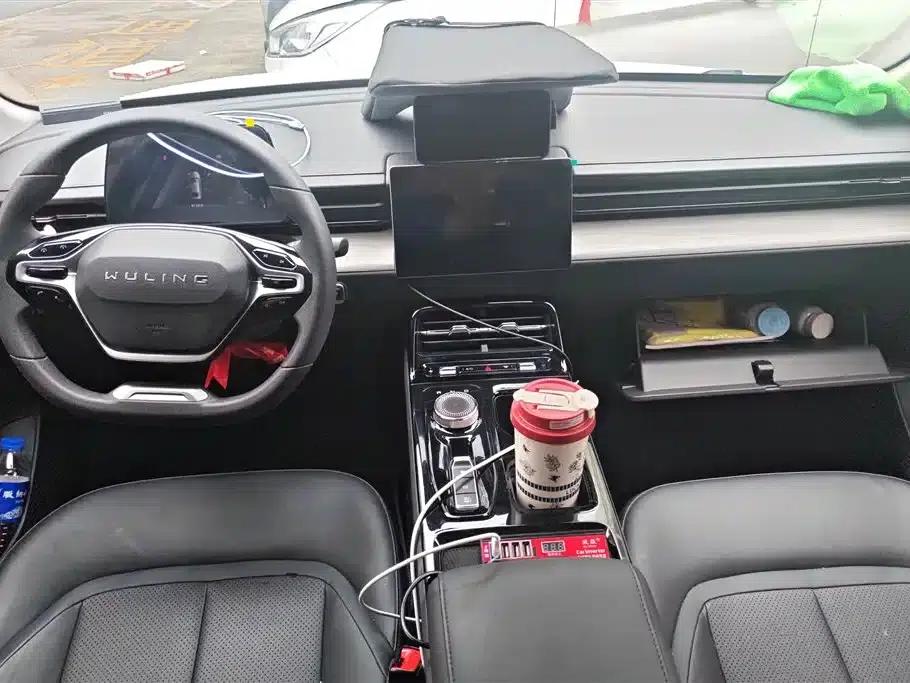 Wuling Xingguang 2024 Co-creation Edition 150 Standard Model — миниатюра 13