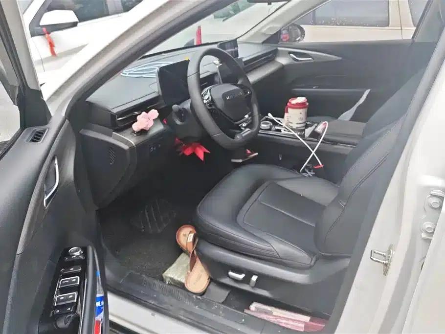 Wuling Xingguang 2024 Co-creation Edition 150 Standard Model — миниатюра 9