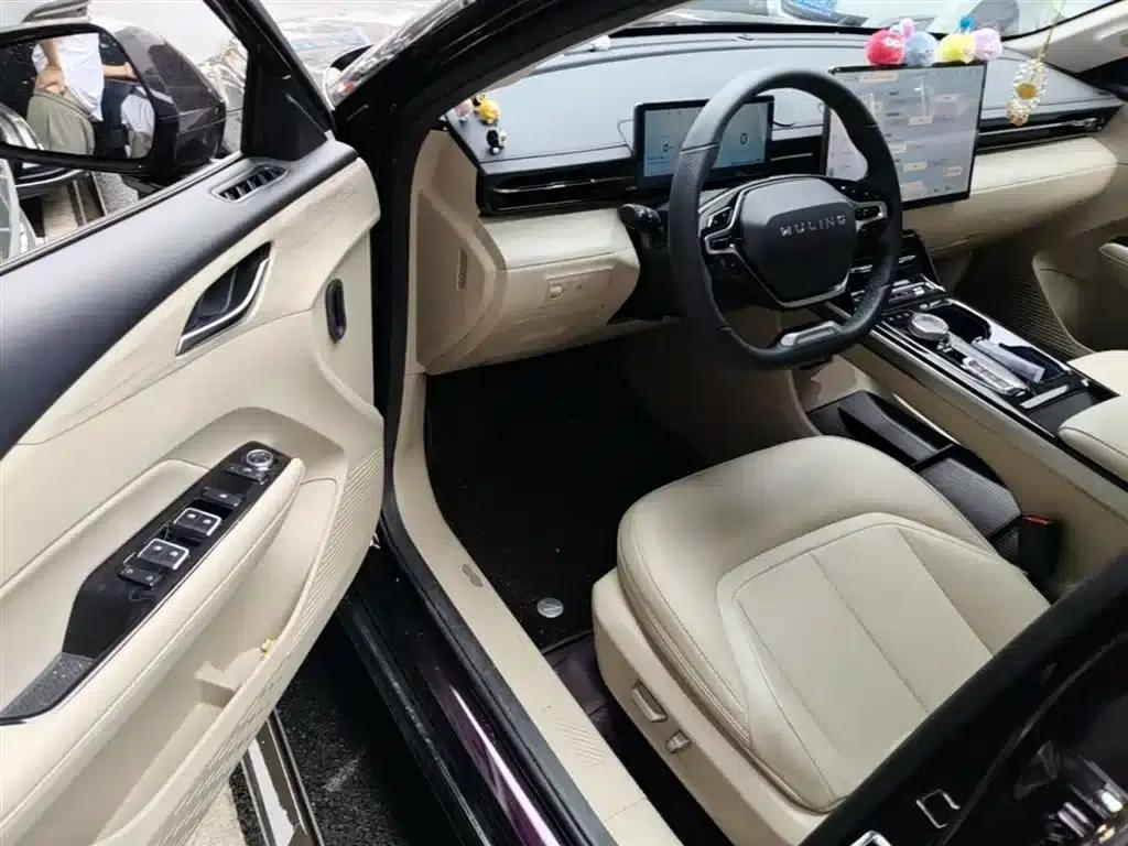Wuling Xingguang 2023 Model 150 Advanced Edition — миниатюра 16