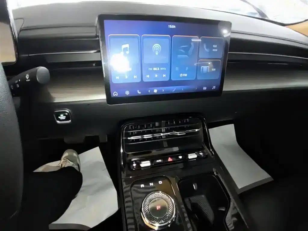 Wuling Xingguang 2023 Model 70 Standard Edition — миниатюра 13