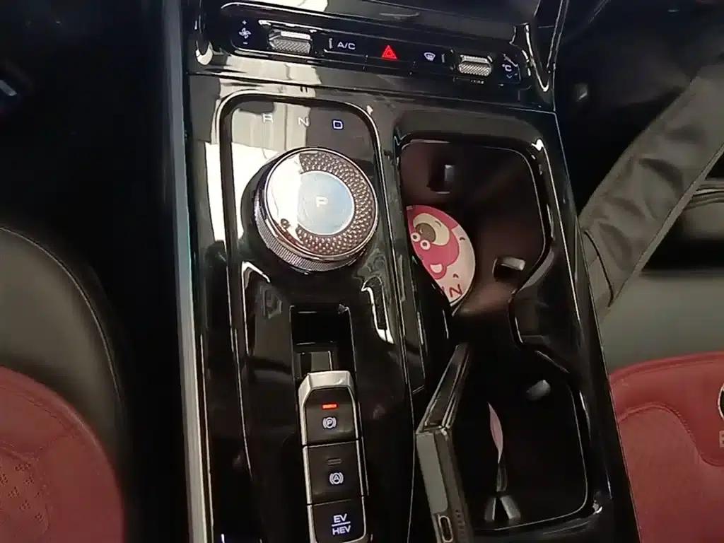Wuling Xingguang 2023 Model 150 Advanced Edition — миниатюра 14