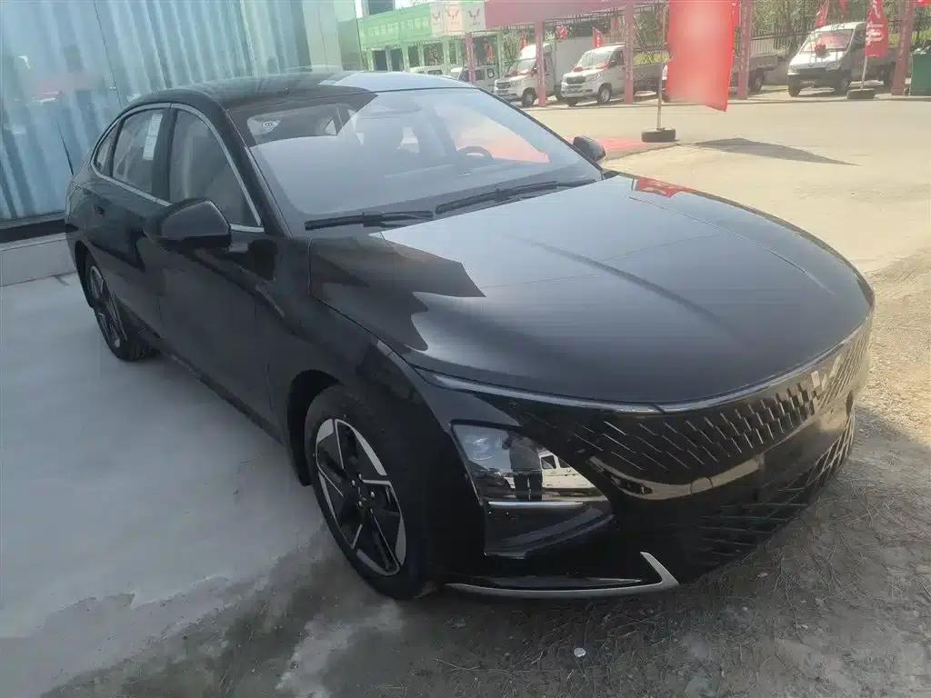 Wuling Xingguang 2024 Co-creation Edition 150 Advanced Model — миниатюра 22