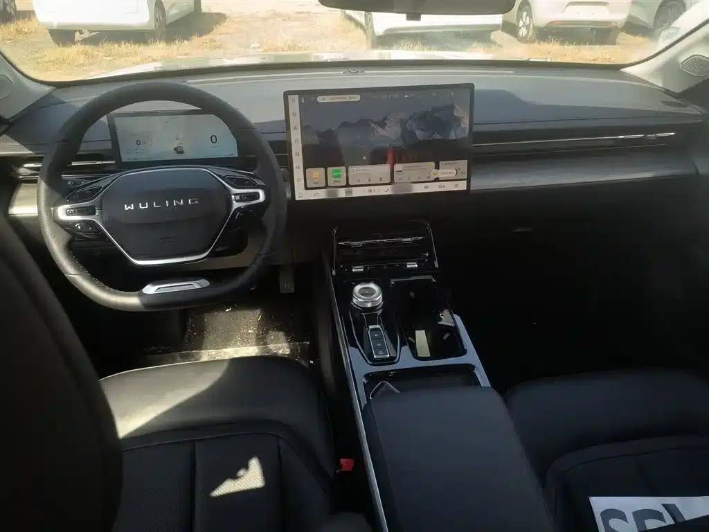 Wuling Xingguang 2024 Co-creation Edition 150 Advanced Model — миниатюра 6