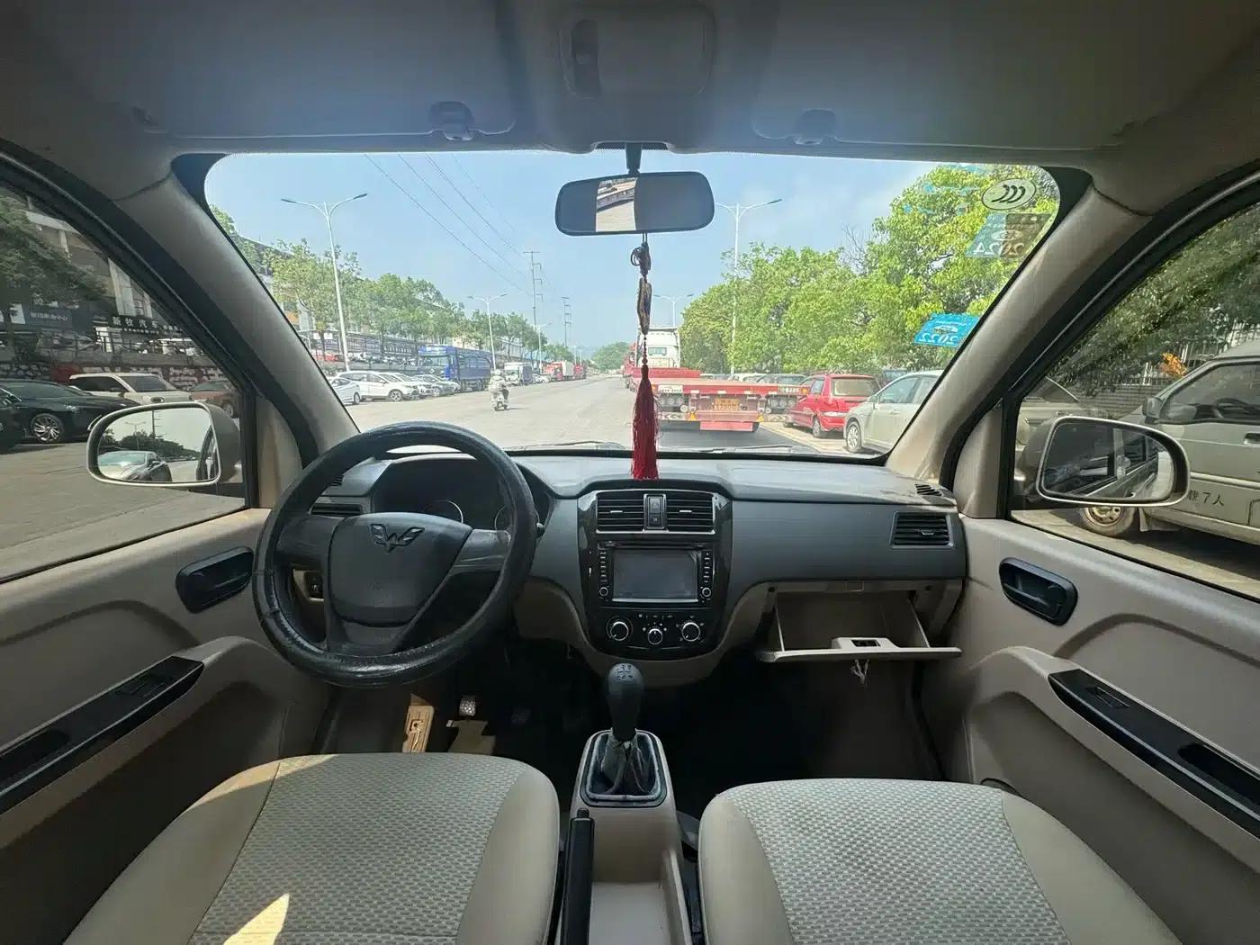 Wuling Rongguang 2014 1.5L S Standard Edition — миниатюра 5