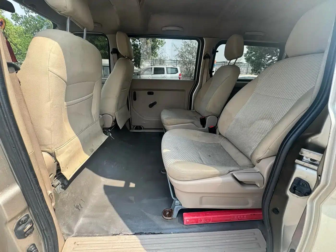 Wuling Rongguang 2014 1.5L S Standard Edition — миниатюра 6