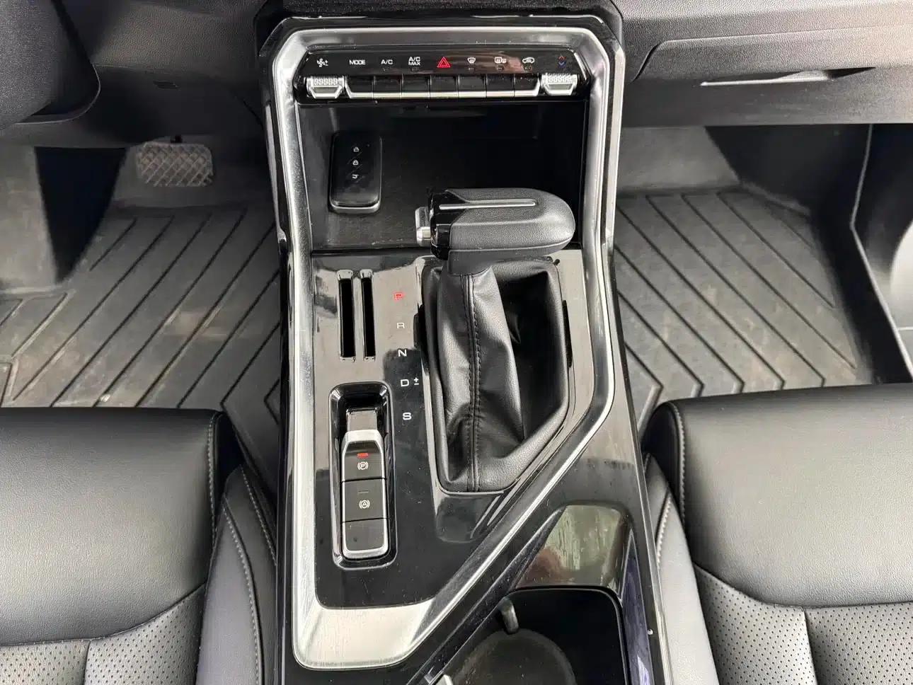 Wuling Xingchen 2021 1.5T CVT Star Edition — миниатюра 18