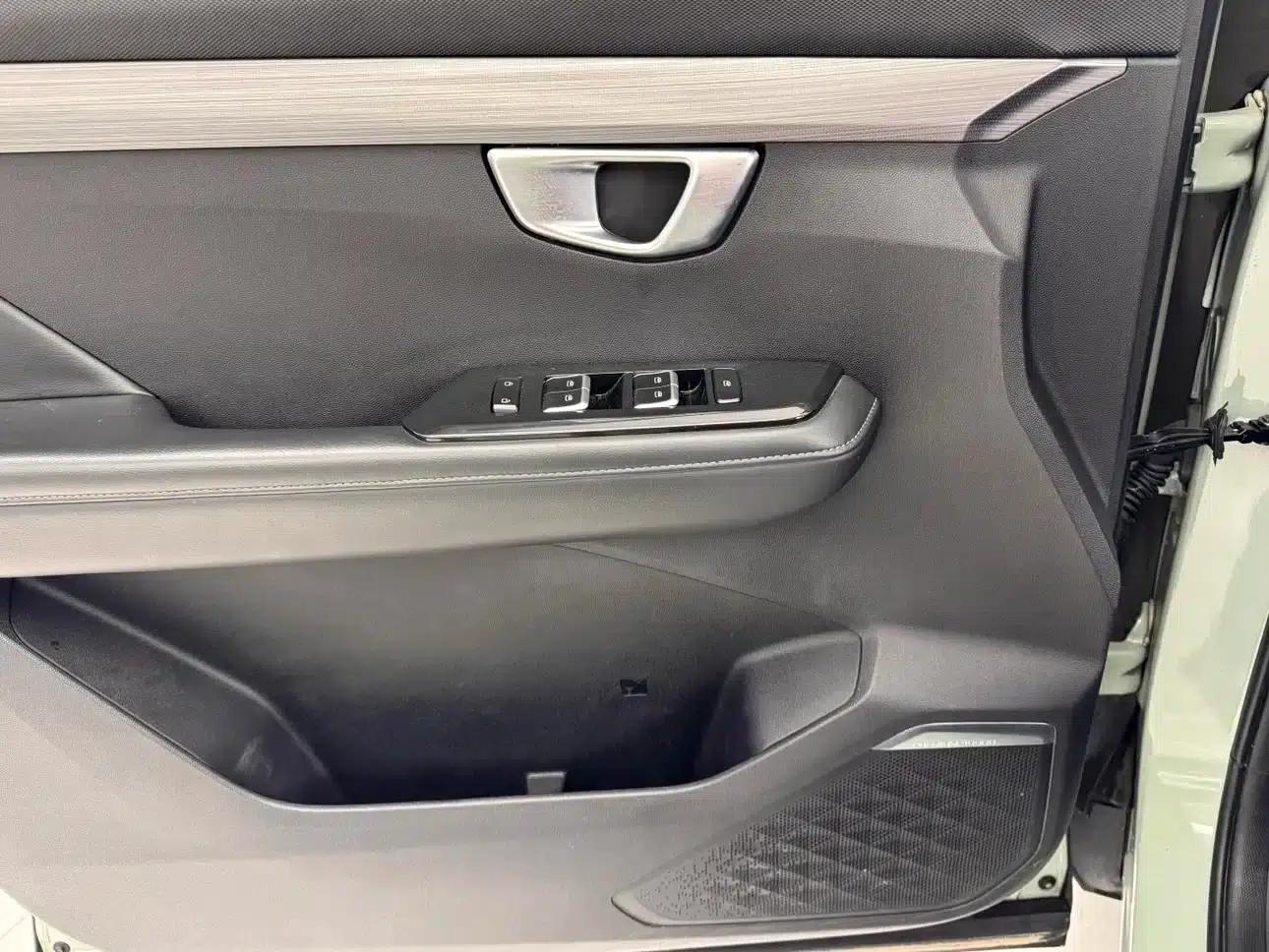 Wuling Xingchen 2021 1.5T CVT Star Edition — миниатюра 20