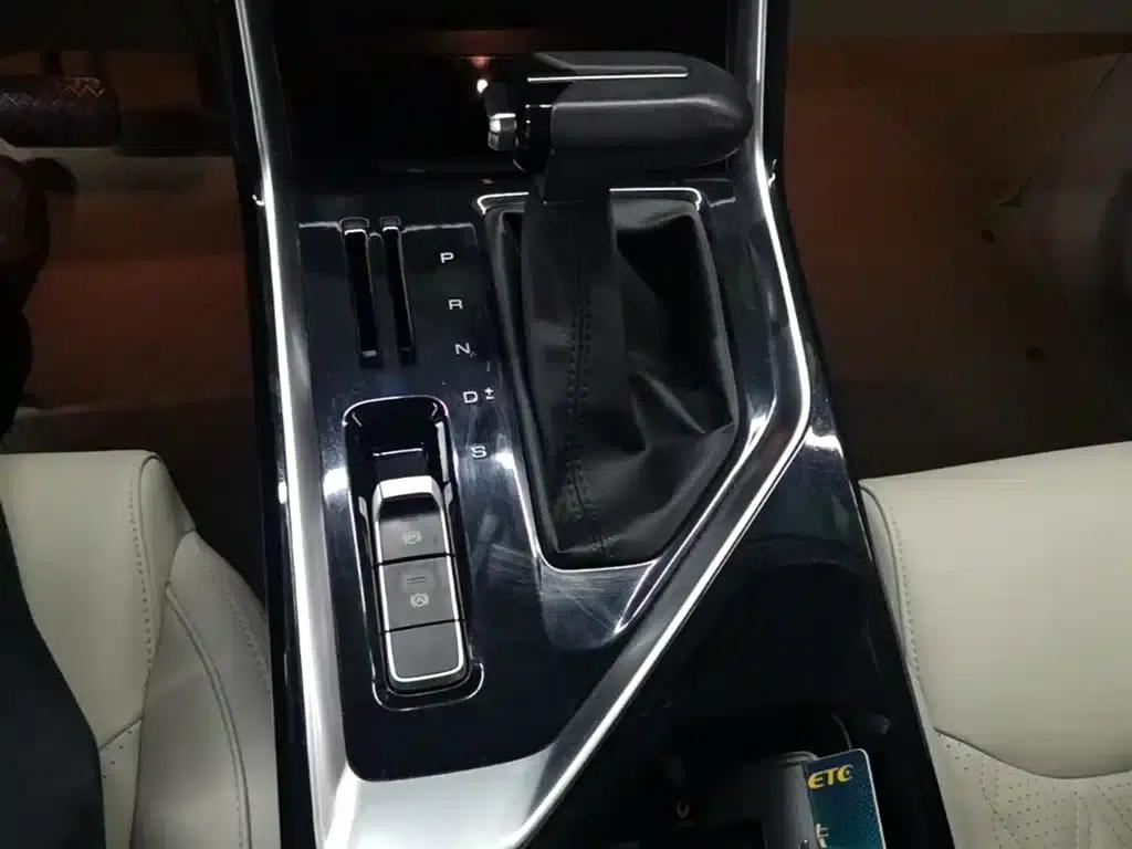 Wuling Xingchen 2021 1.5T CVT Star Edition — миниатюра 14