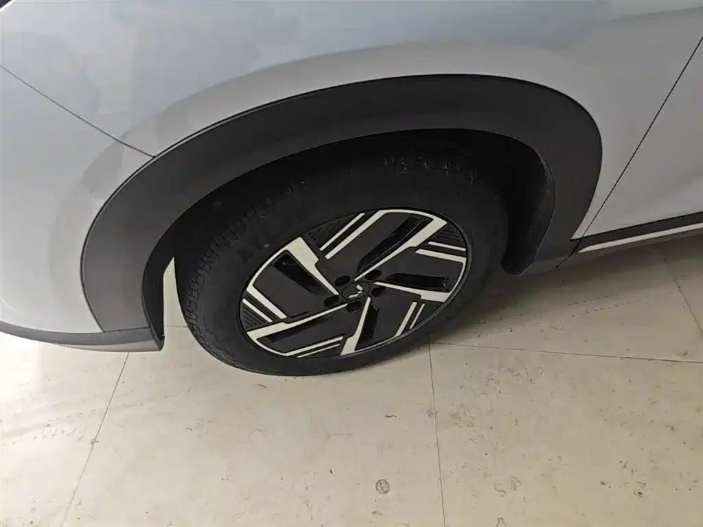 Wuling Xingguang S 2024 Model 510km Flagship Edition — миниатюра 23