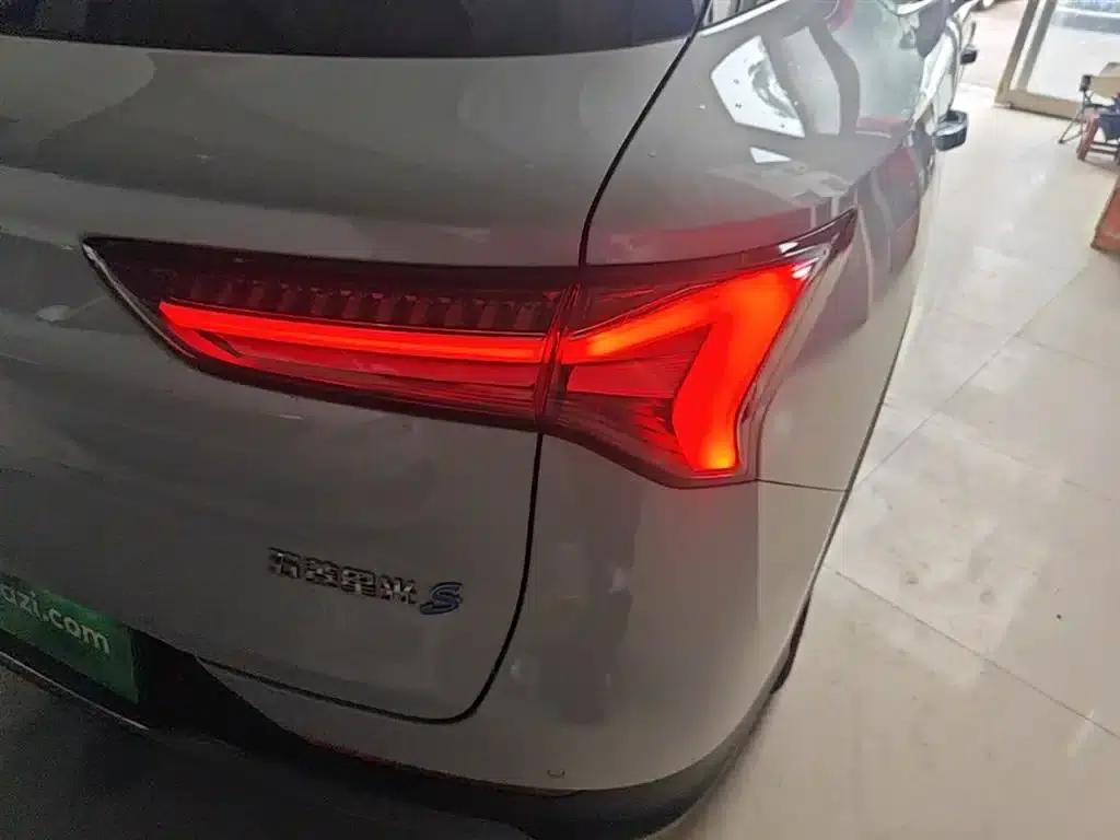 Wuling Xingguang S 2024 Model 510km Flagship Edition — миниатюра 8