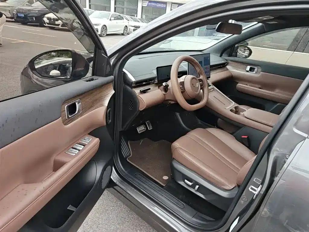 Wuling Xingguang S 2024 Model 130km Navigator Edition — миниатюра 16