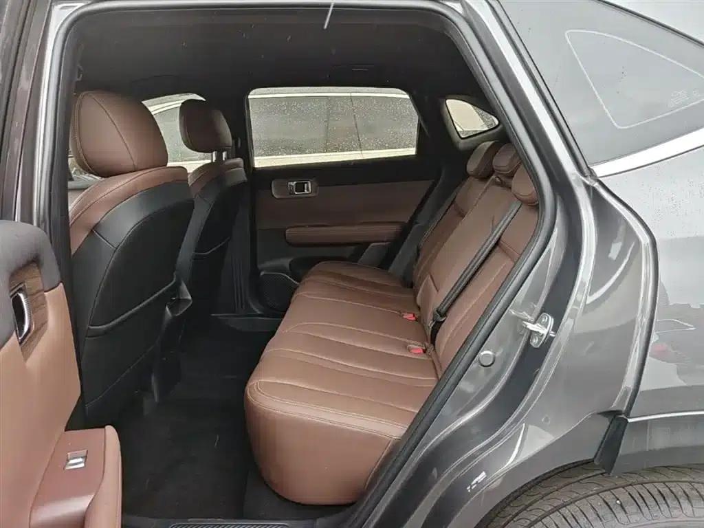 Wuling Xingguang S 2024 Model 130km Navigator Edition — миниатюра 17