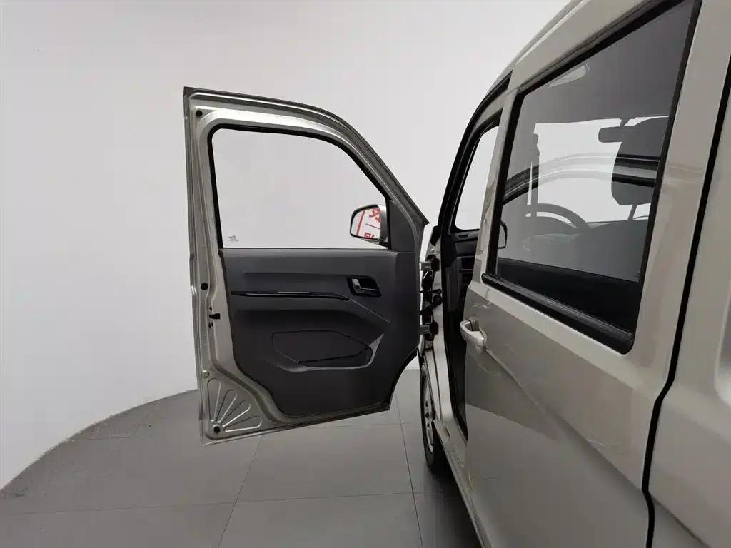 Wuling Sunshine 2015 1.2L S Standard LSI — миниатюра 8