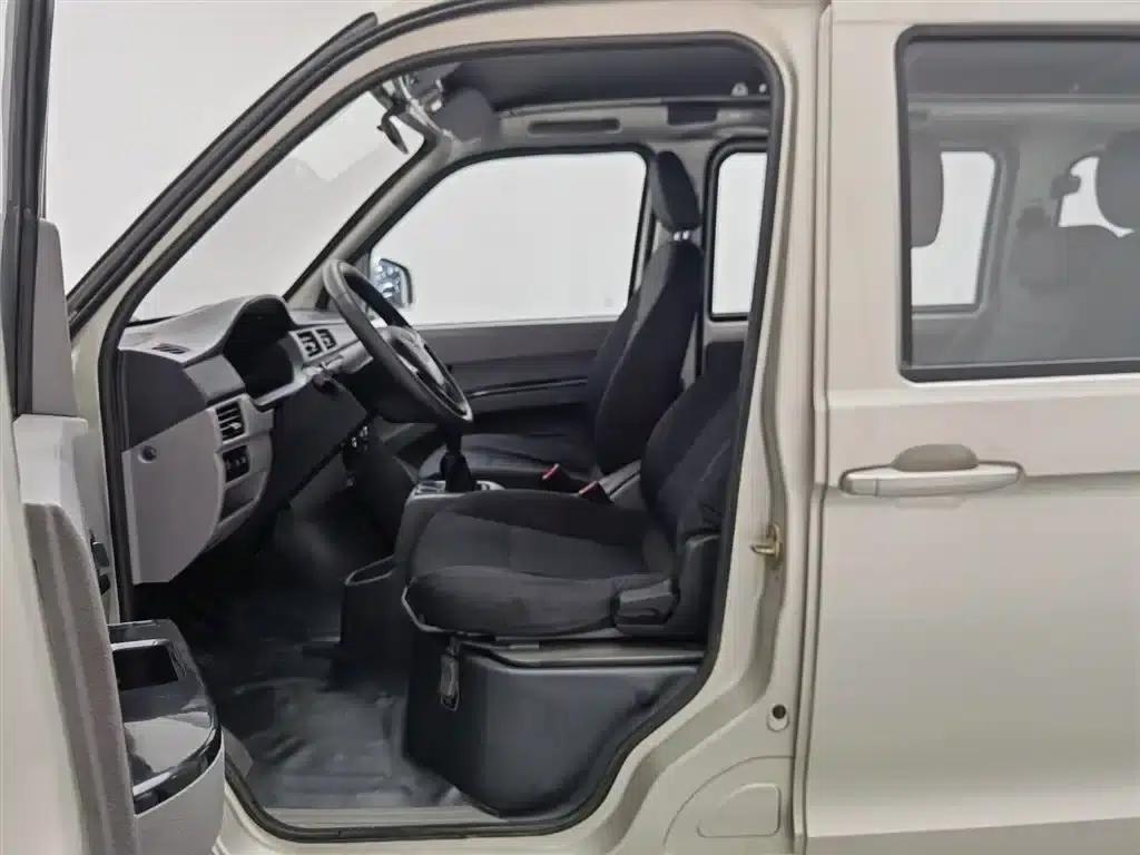 Wuling Sunshine 2015 1.2L S Standard LSI — миниатюра 10