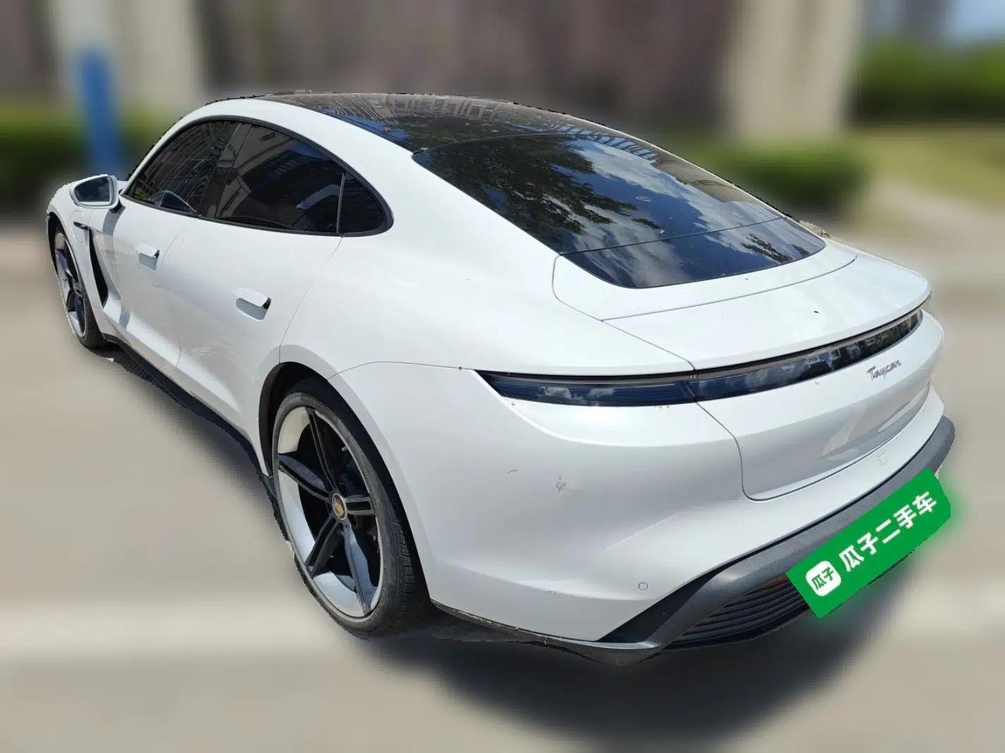 Porsche Taycan 2022-Year Updated Taycan — миниатюра 4