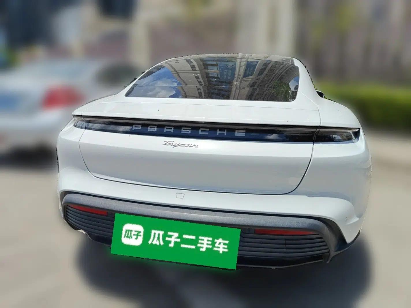Porsche Taycan 2022-Year Updated Taycan — миниатюра 5