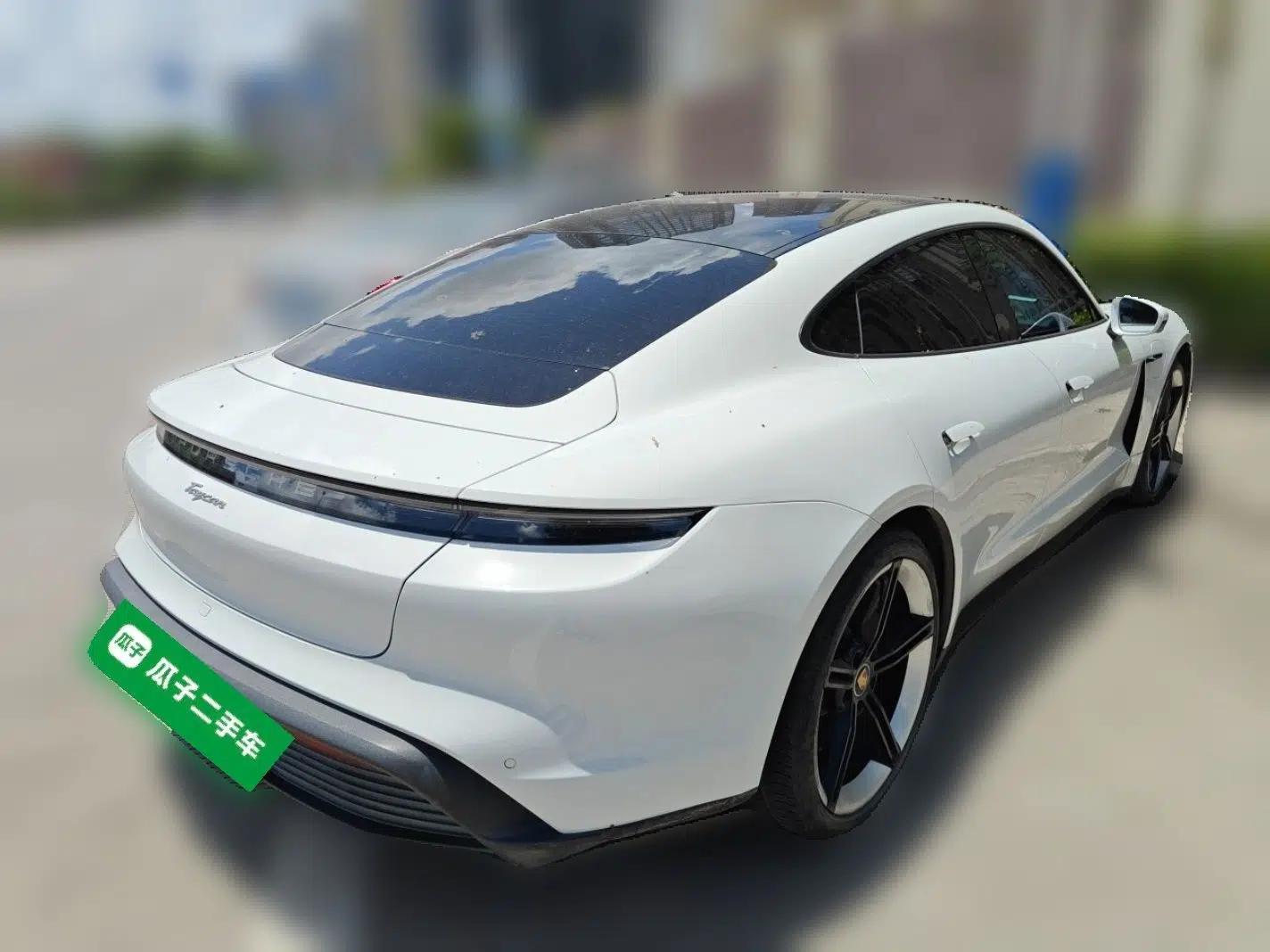 Porsche Taycan 2022-Year Updated Taycan — миниатюра 6
