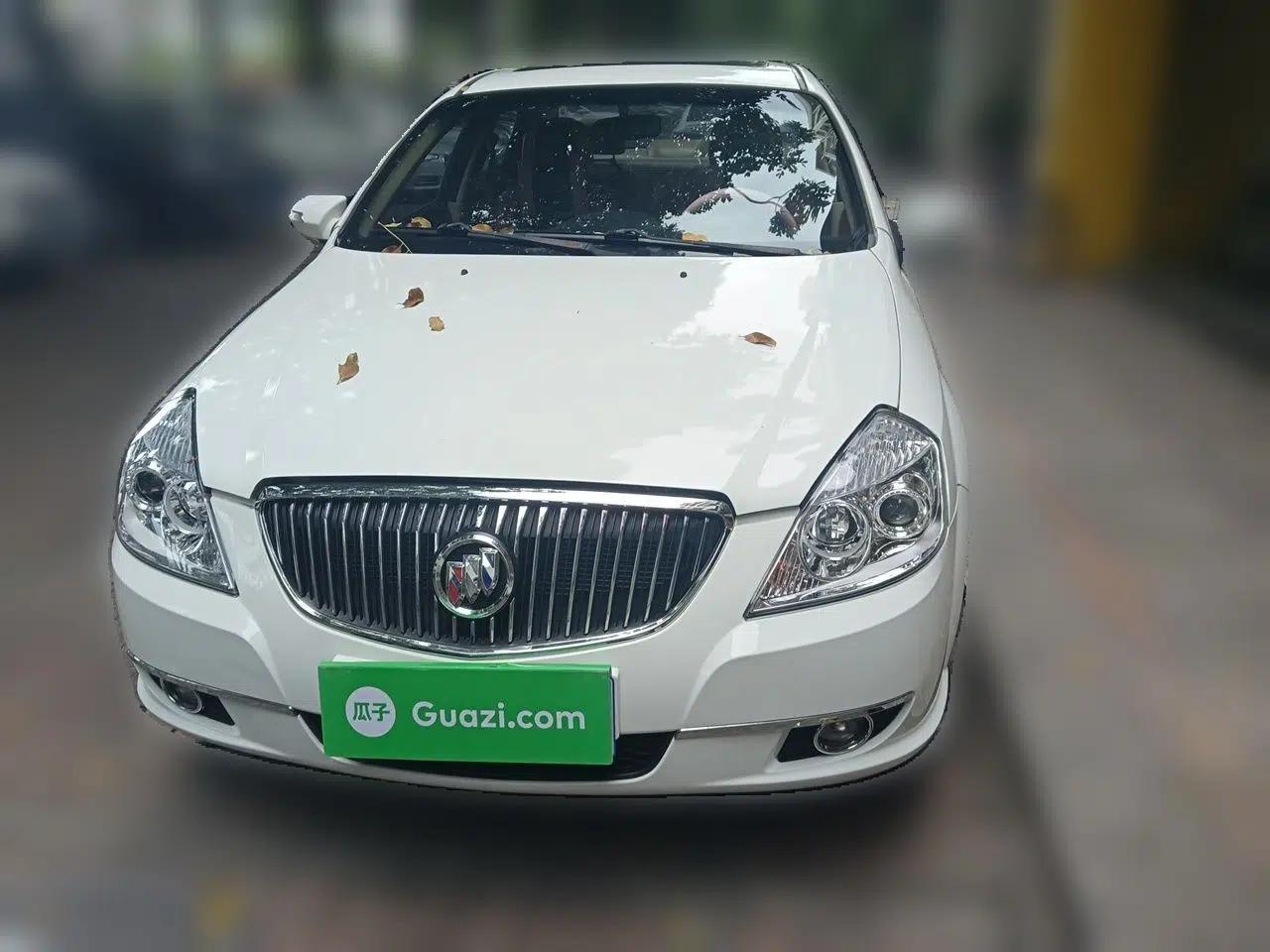 Buick Excelle 2011 1.6 LE-AT — миниатюра 2