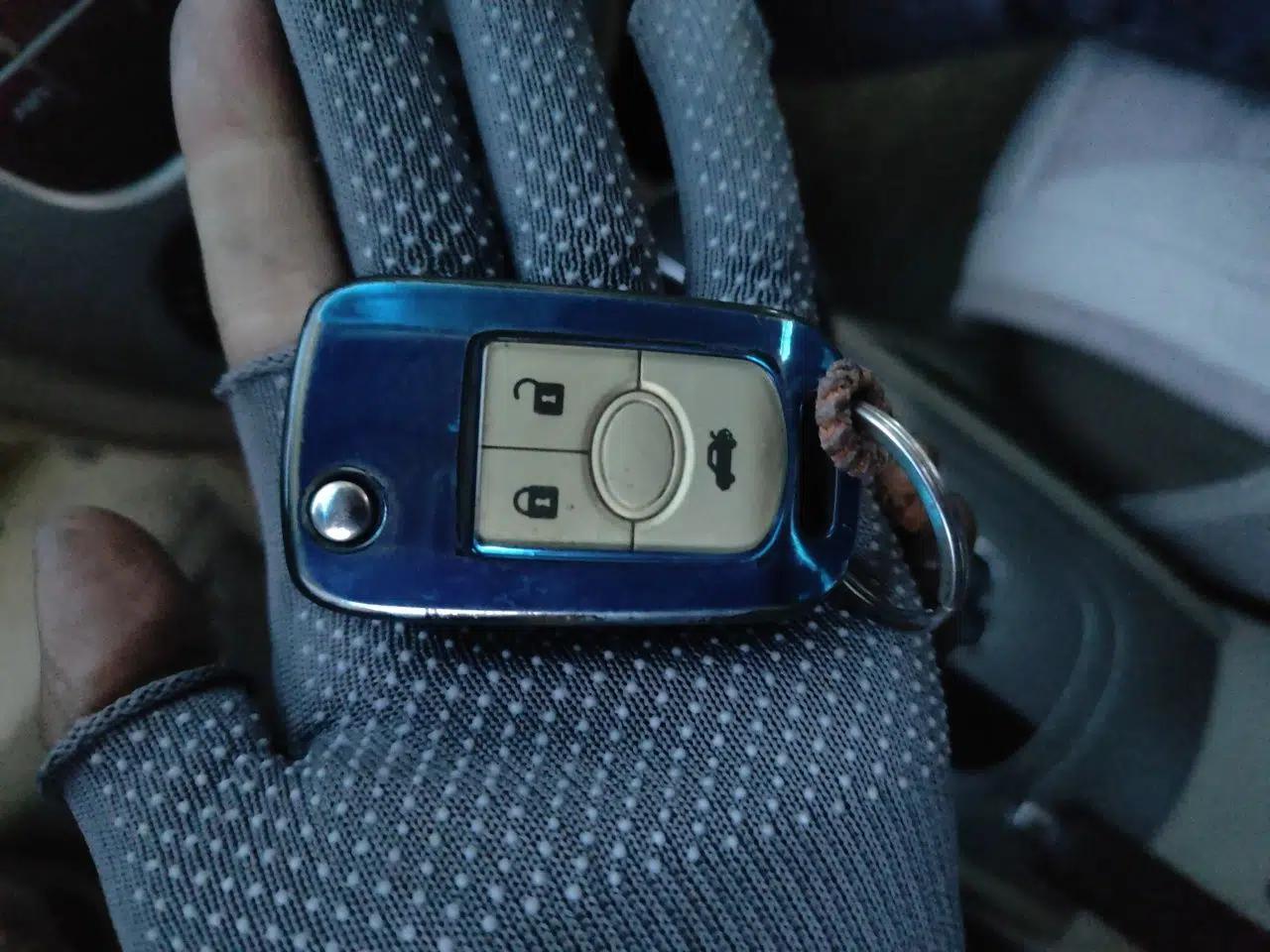 Buick Excelle 2013 1.5L Automatic Classic Model — миниатюра 17