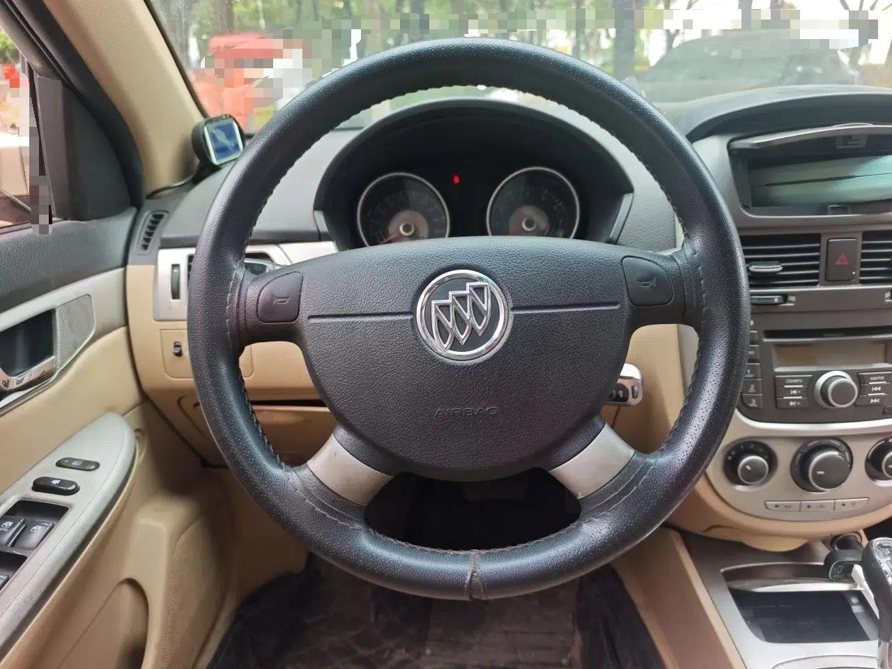 Buick Excelle 2013 1.5L Automatic Classic Model — миниатюра 11