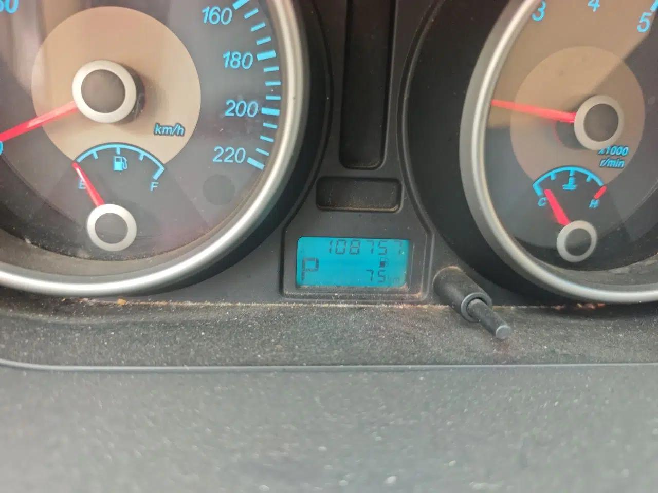 Buick Excelle 2013 1.5L Automatic Classic Model — миниатюра 13