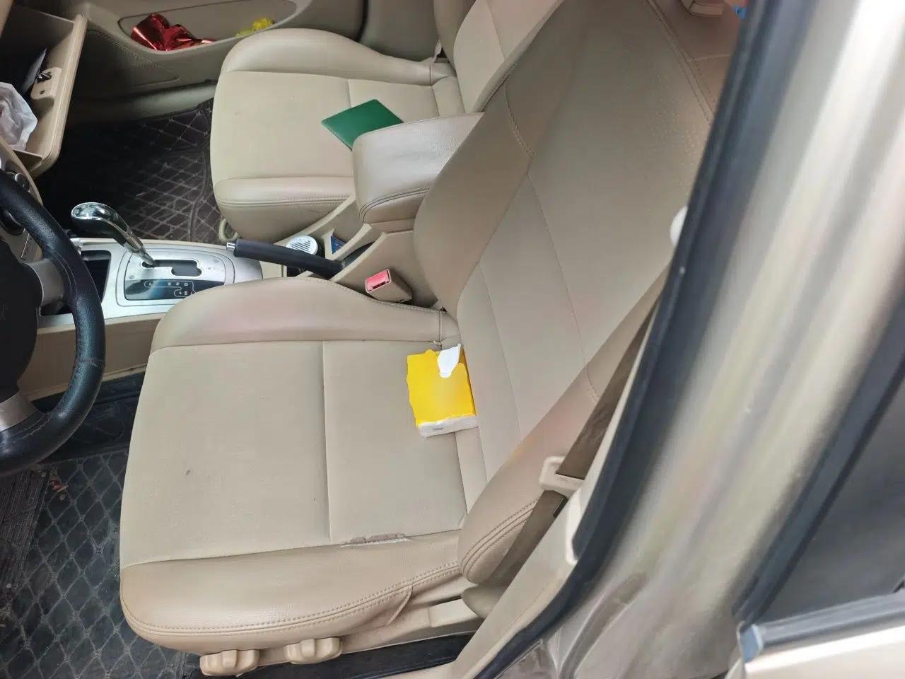 Buick Excelle 2013 1.5L Automatic Classic Model — миниатюра 16