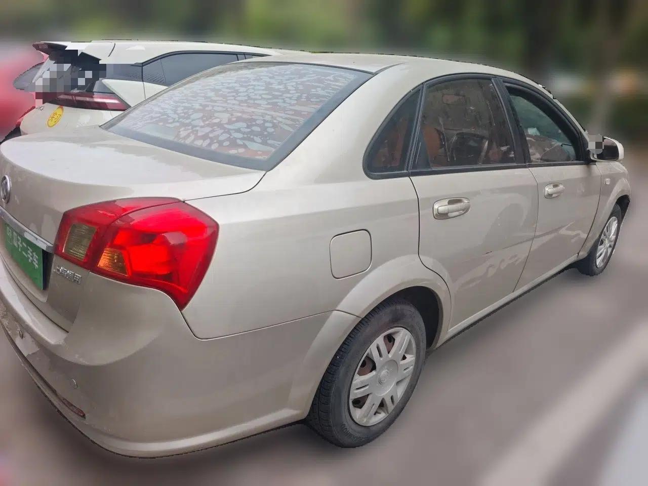 Buick Excelle 2013 1.5L Automatic Classic Model — миниатюра 6
