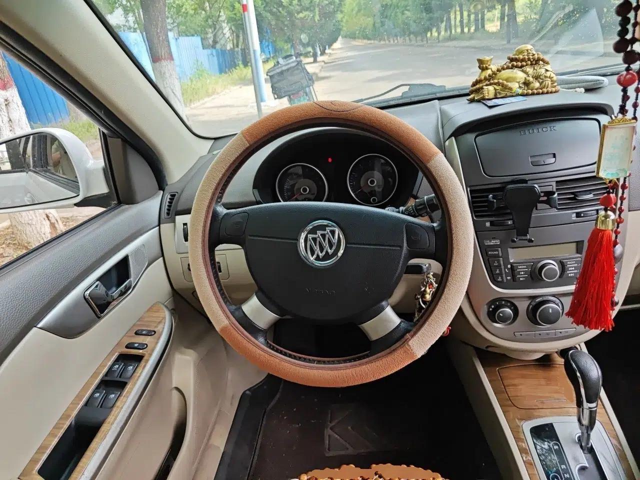 Buick Excelle 2015 1.5L Automatic Luxury Edition — миниатюра 11