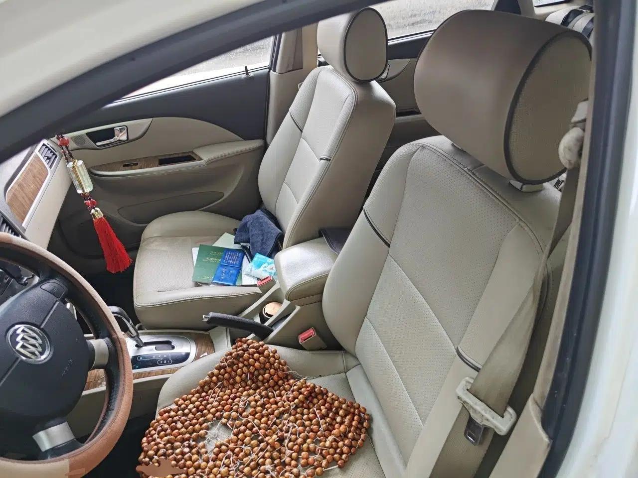 Buick Excelle 2015 1.5L Automatic Luxury Edition — миниатюра 16