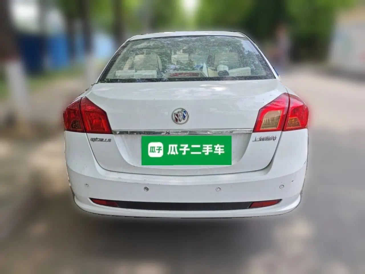 Buick Excelle 2015 1.5L Automatic Luxury Edition — миниатюра 5