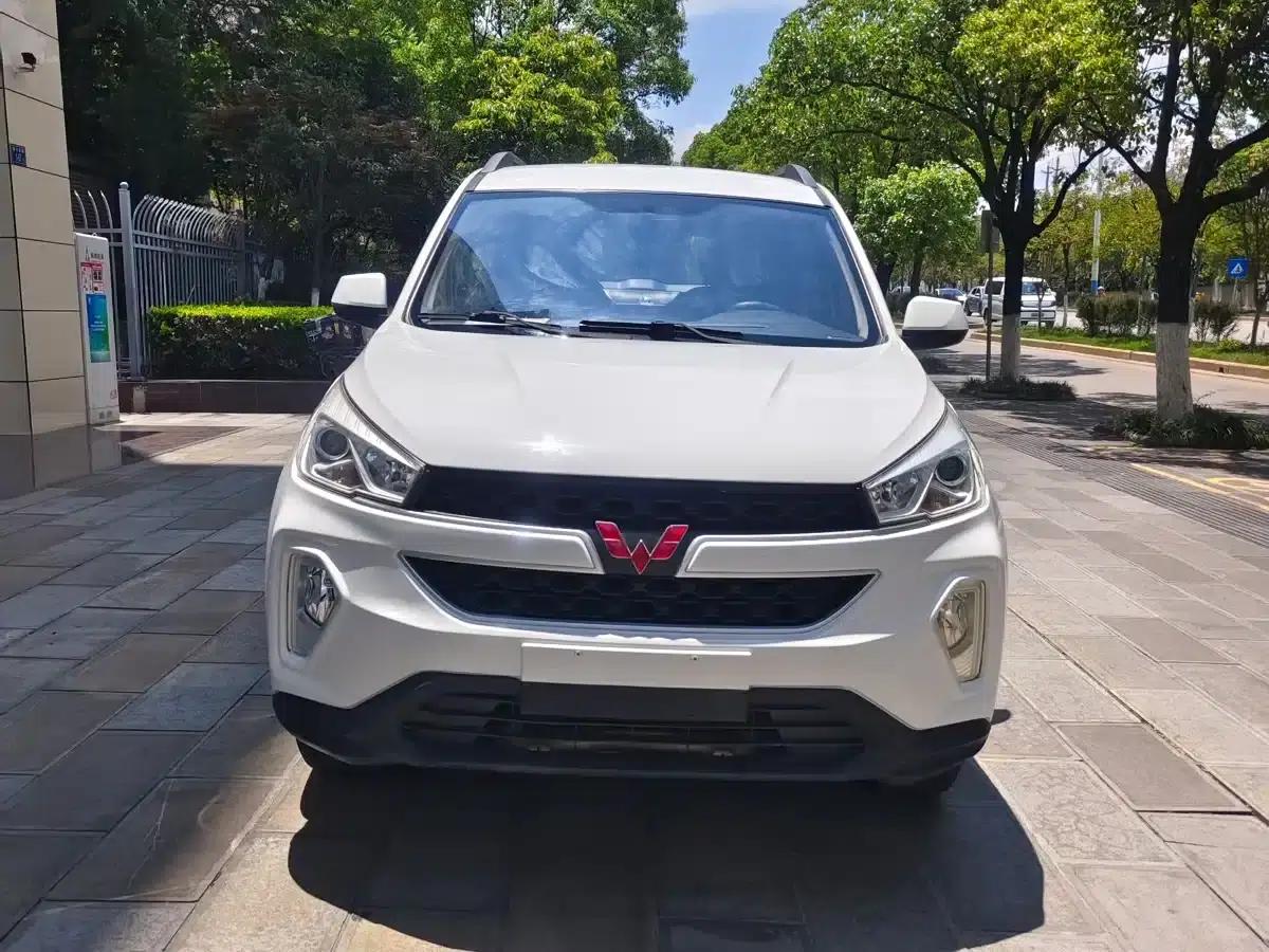 Wuling Hongguang S3 2018 1.5L Manual Comfort Model (National V Emission Standard) — миниатюра 1