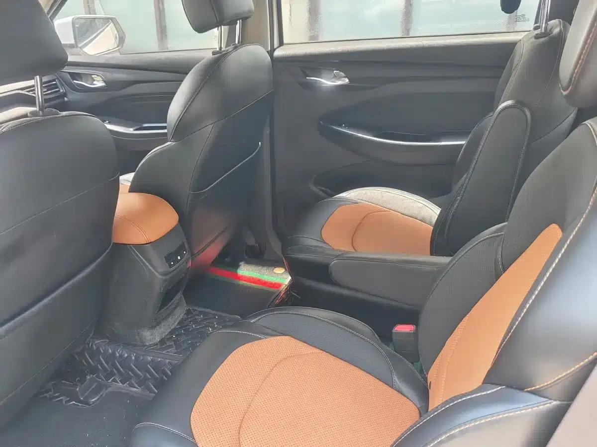 Wuling Hongguang S3 2018 1.5L Manual Comfort Model (National V Emission Standard) — миниатюра 5