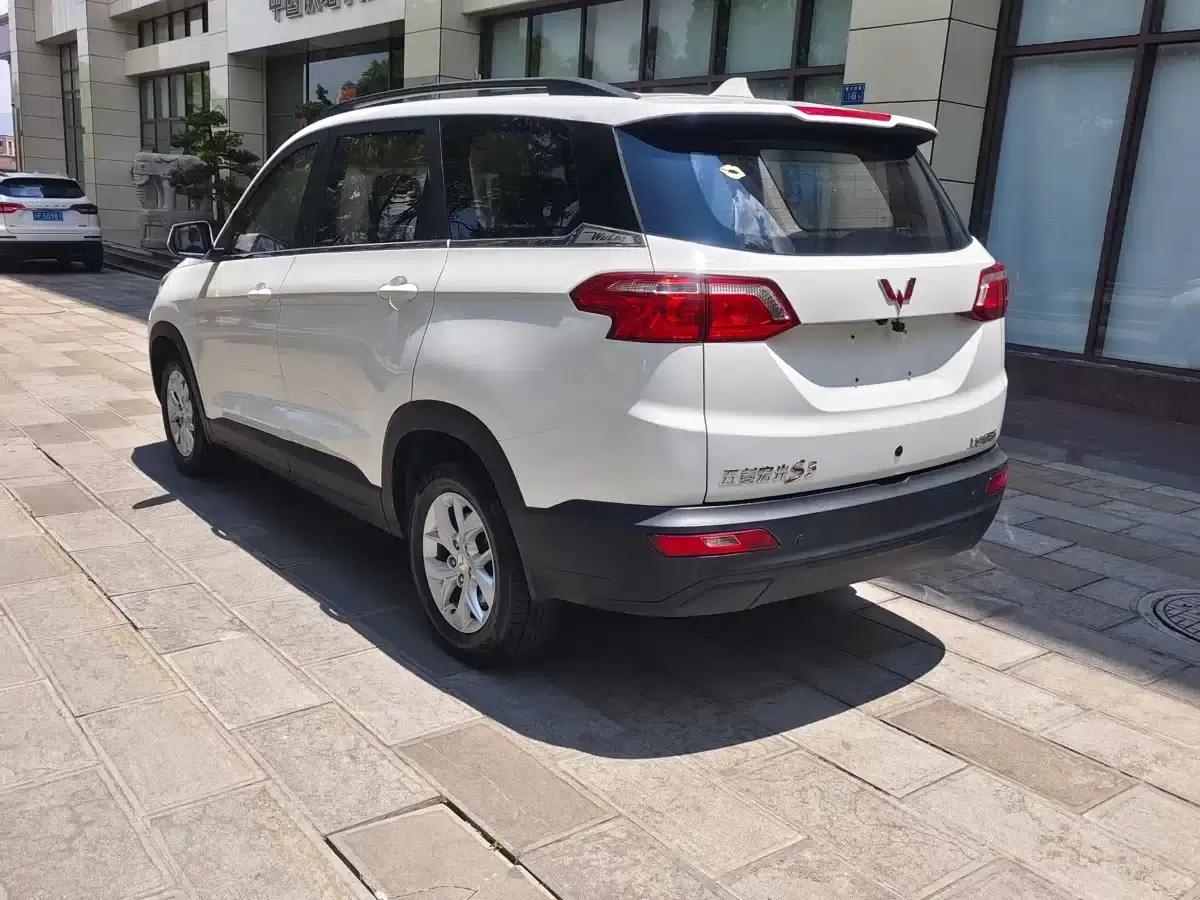 Wuling Hongguang S3 2018 1.5L Manual Comfort Model (National V Emission Standard) — миниатюра 7
