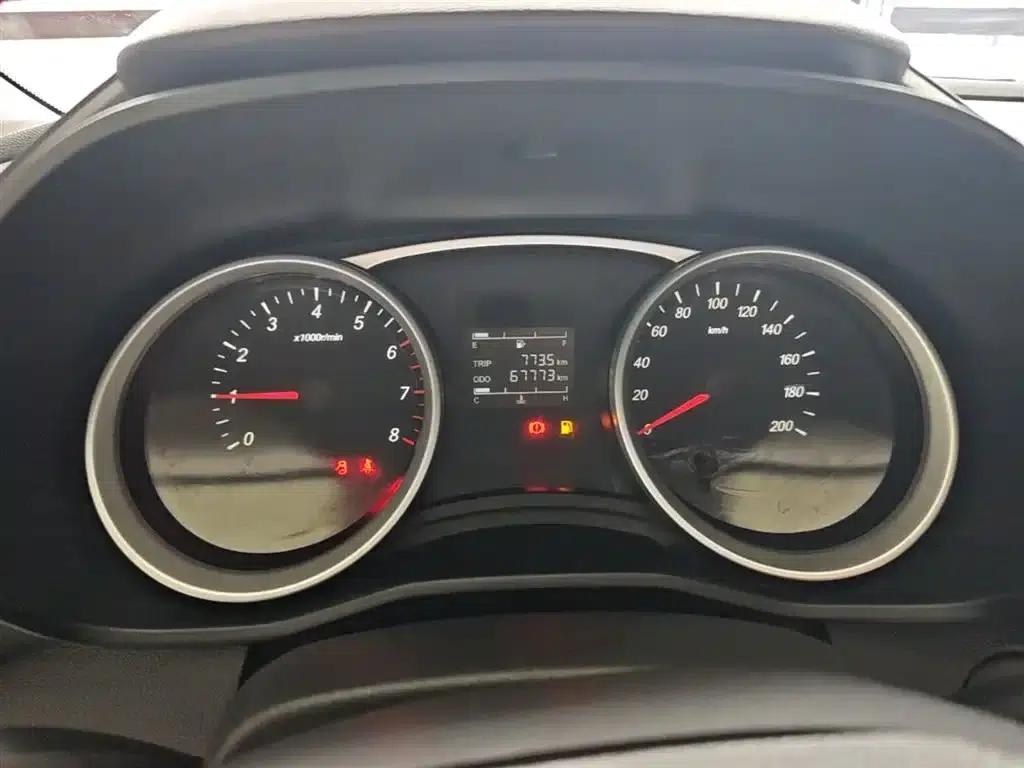 Wuling Hongguang S3 2019 1.5L Manual Standard Model (National VI Emission Standard) — миниатюра 12