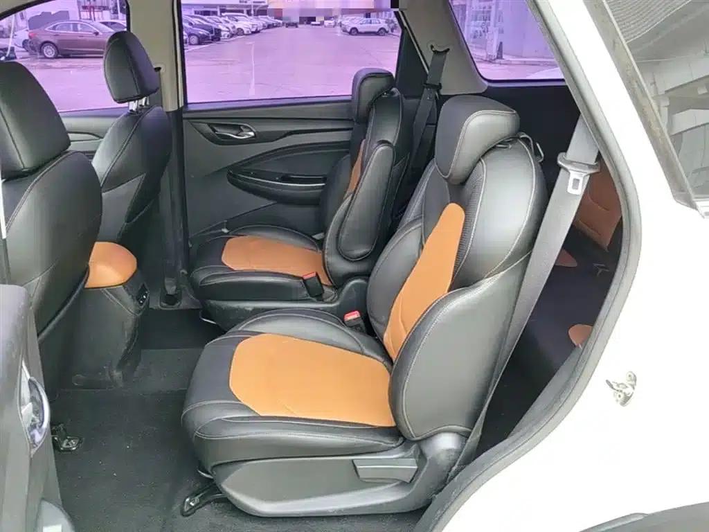 Wuling Hongguang S3 2019 1.5L Manual Comfort Model (National VI Emission Standard) — миниатюра 17