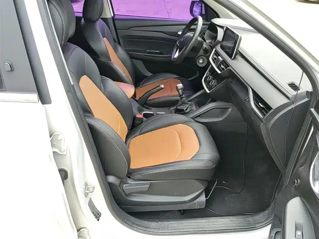 Wuling Hongguang S3 2019 1.5L Manual Comfort Model (National VI Emission Standard) — миниатюра 25
