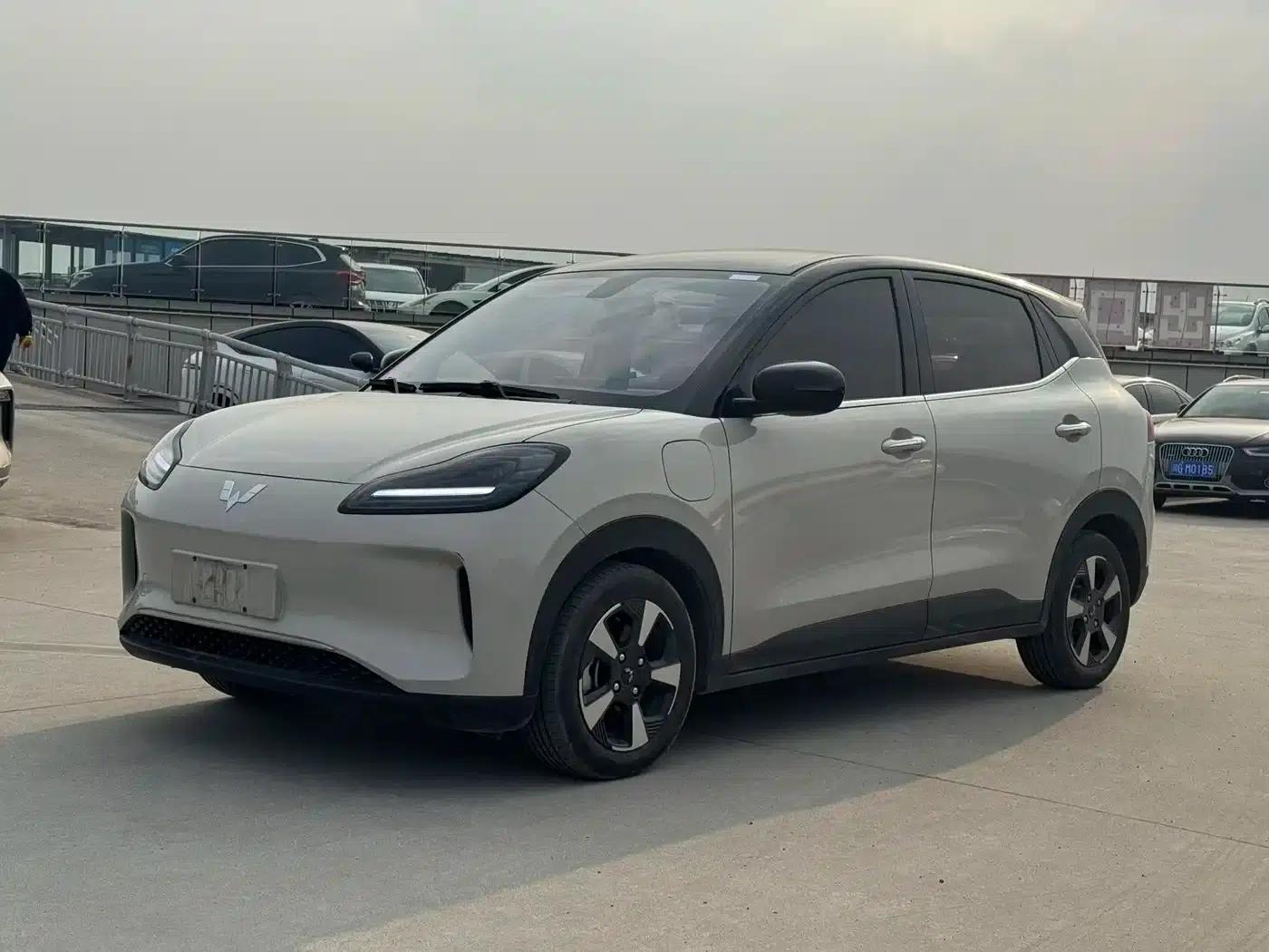 Wuling Bingo PLUS 2024 Model 330km Five-Seater — миниатюра 1