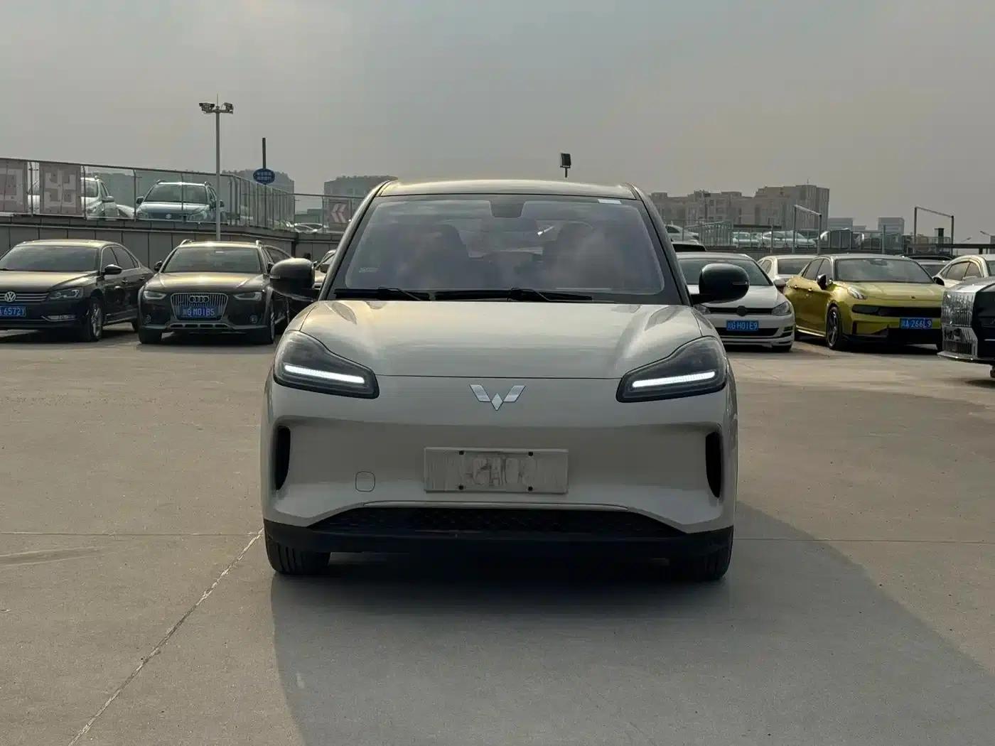 Wuling Bingo PLUS 2024 Model 330km Five-Seater — миниатюра 2