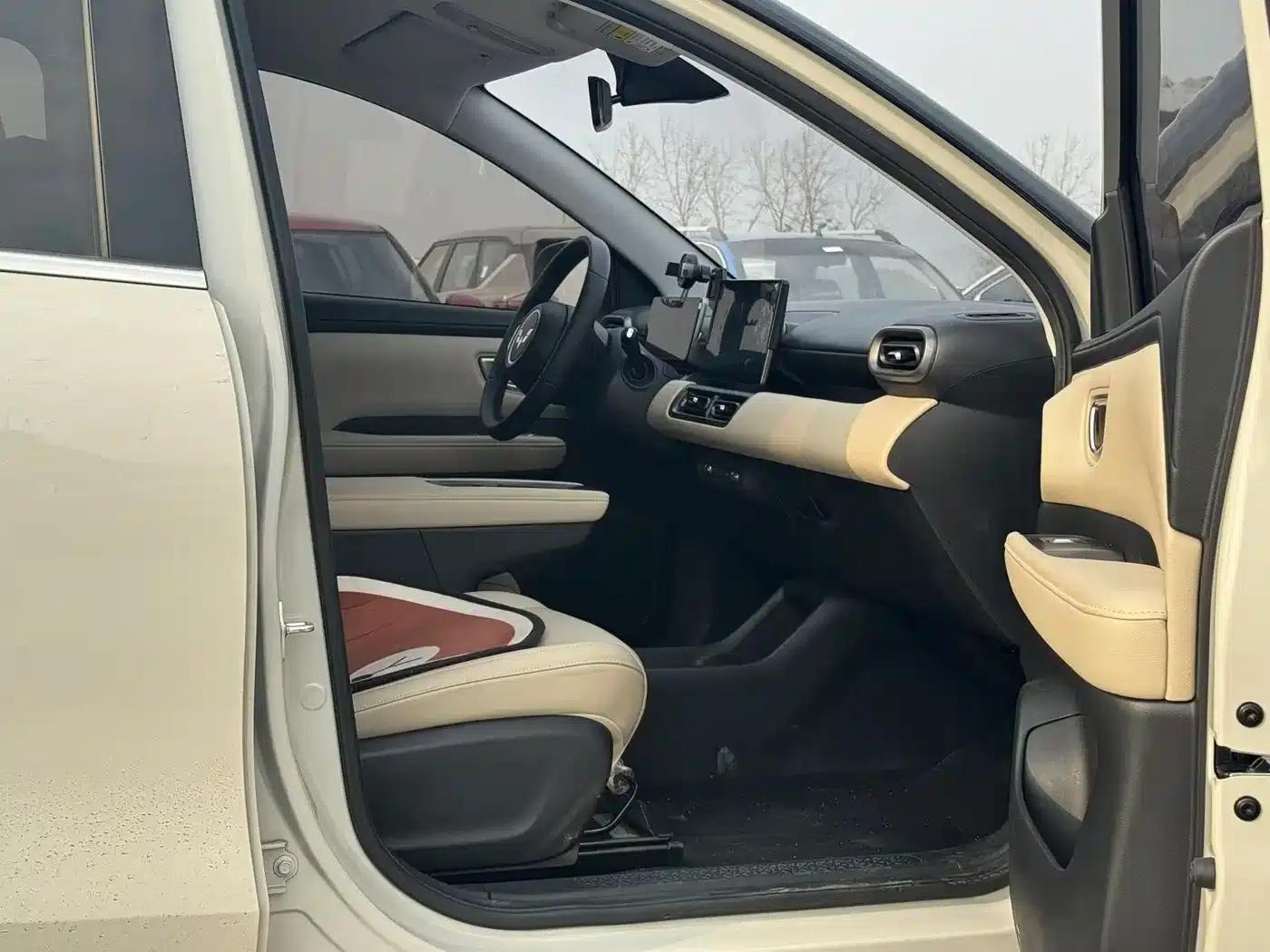 Wuling Bingo PLUS 2024 Model 330km Five-Seater — миниатюра 5