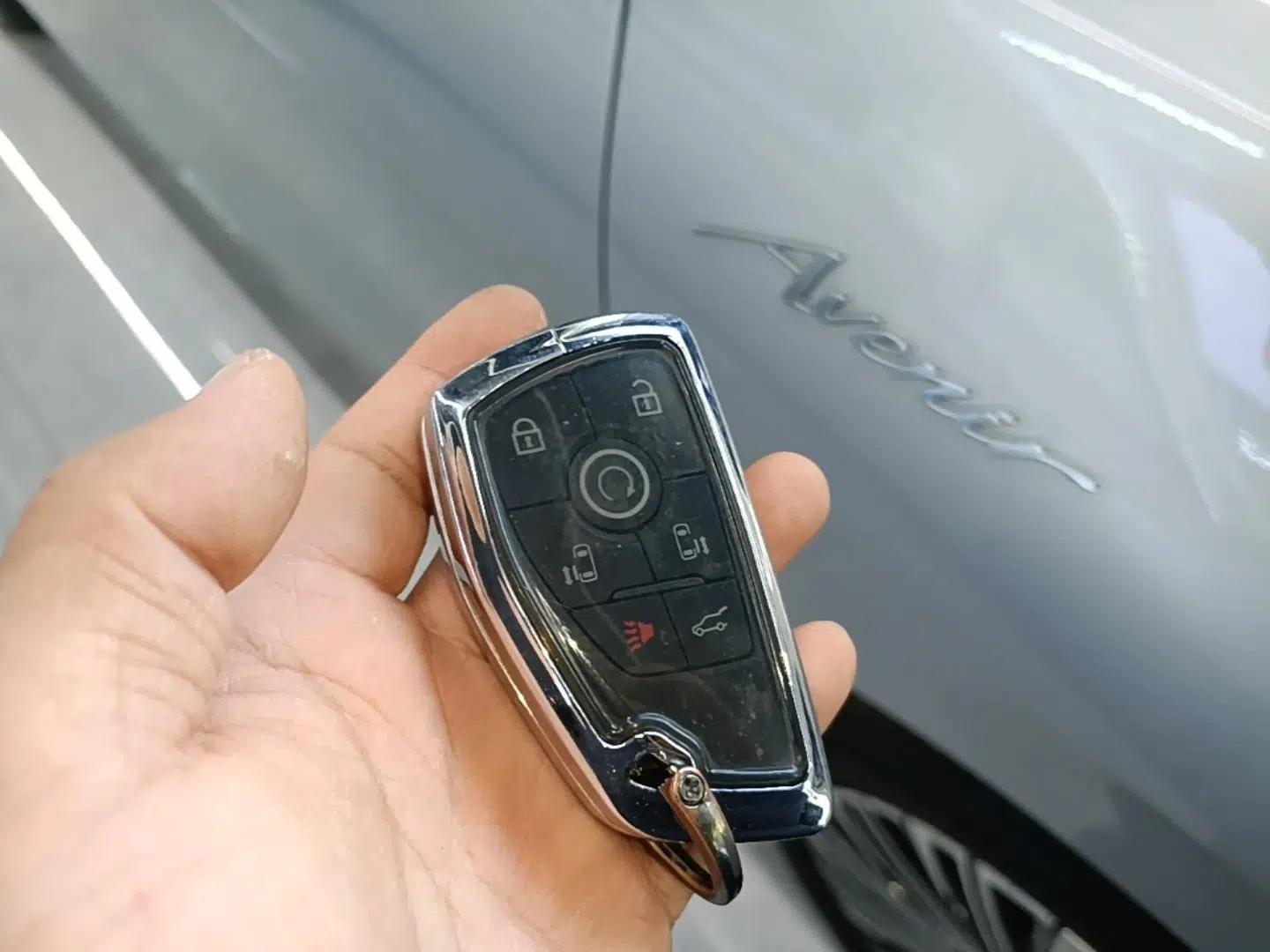 Buick GL8 New Energy 2024 Lu Zun Deluxe Edition 7-Seater — миниатюра 12