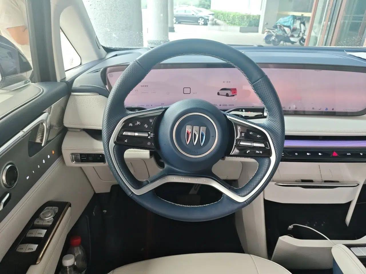 Buick GL8 New Energy 2024 Lu Zun Luxury Edition 7-Seater — миниатюра 11